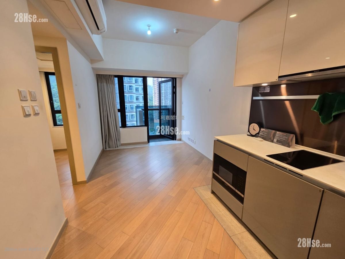 Mount Regency Sell 2 Bedrooms , 1 Bathroom 399 ft²