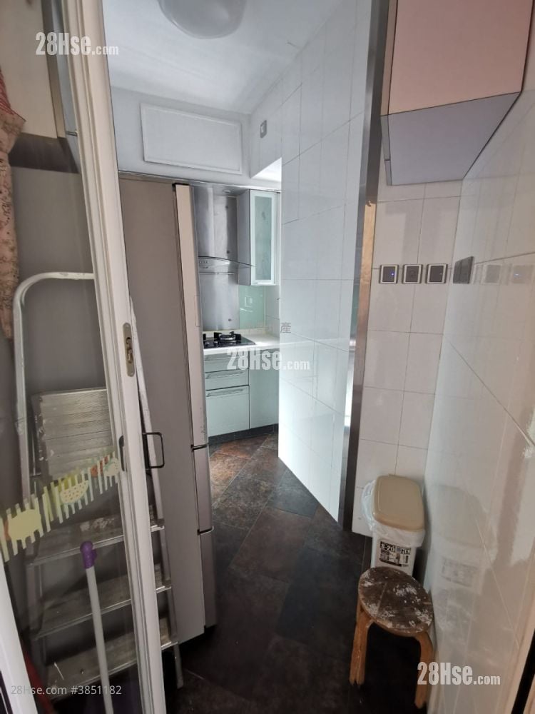 No. 18 Farm Road Sell 2 Bedrooms , 1 Bathroom 470 ft²