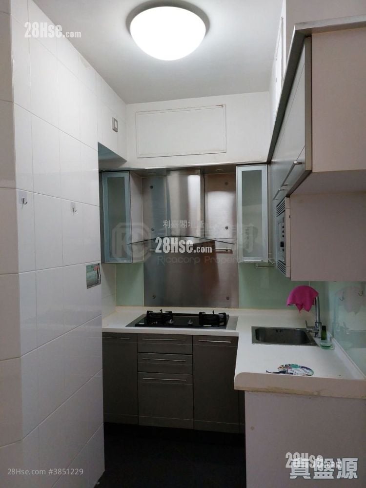 No. 18 Farm Road Sell 2 Bedrooms 470 ft²