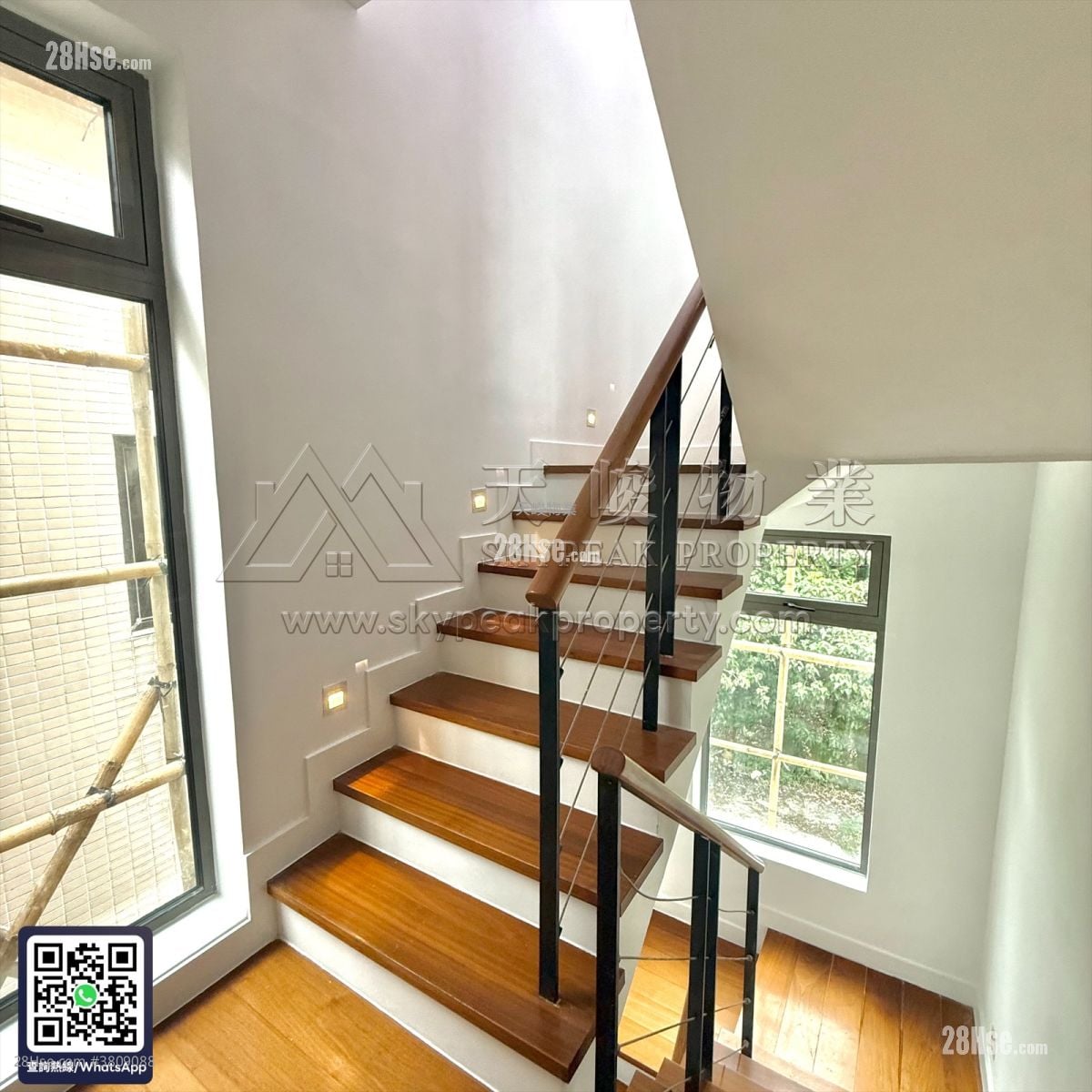 Sai Sha Road Village Sell 5+ Bedrooms , 3 Bathrooms 2,100 ft²