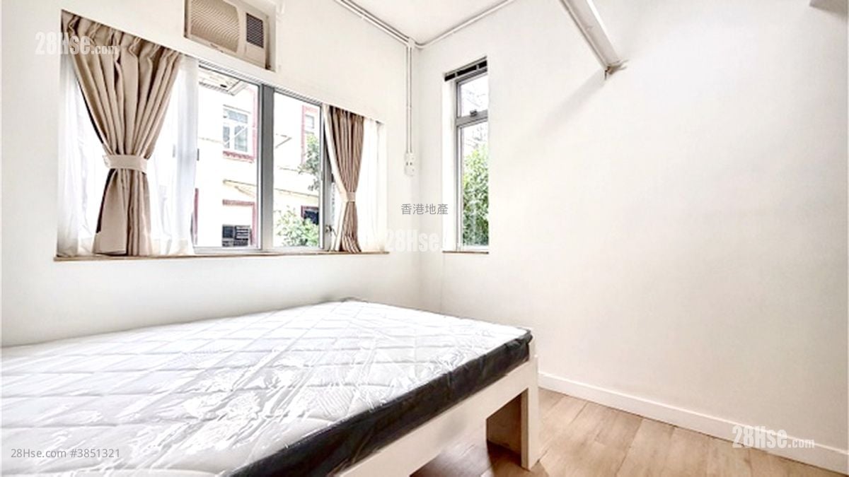 Lan Fong Road Rental Studio , 1 Bathroom 185 ft²