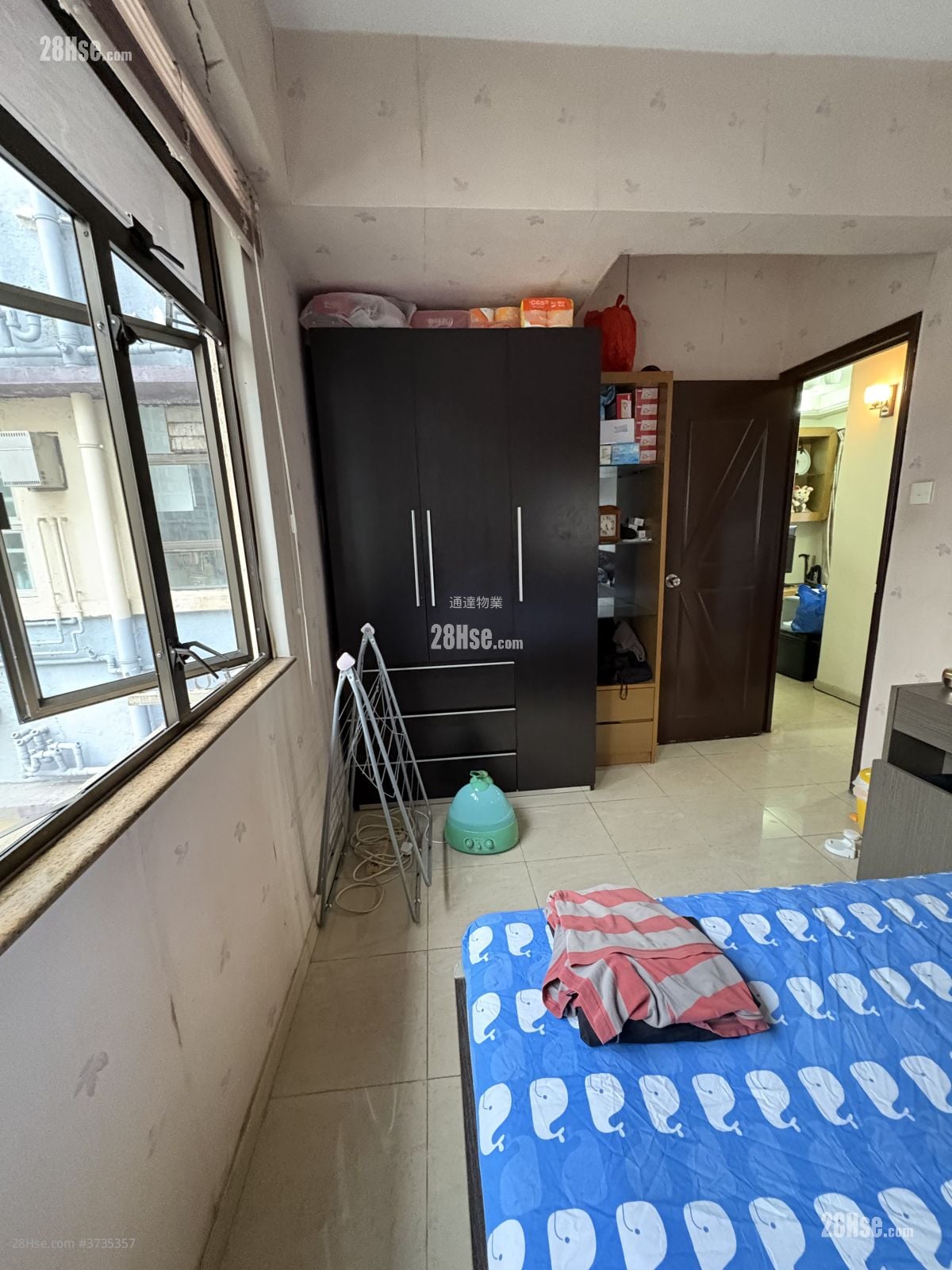 Hang Fai Building Sell 2 Bedrooms , 1 Bathroom 479 ft²