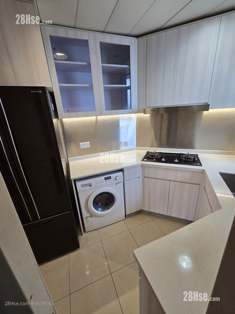 The Victoria Towers Rental 4 Bedrooms , 2 Bathrooms 874 ft²