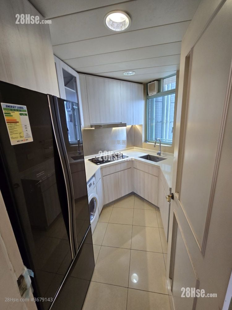 The Victoria Towers Rental 4 Bedrooms , 2 Bathrooms 874 ft²