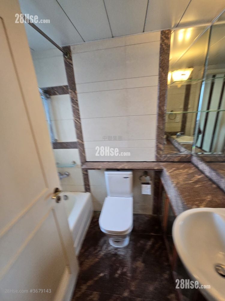 The Victoria Towers Rental 4 Bedrooms , 2 Bathrooms 874 ft²