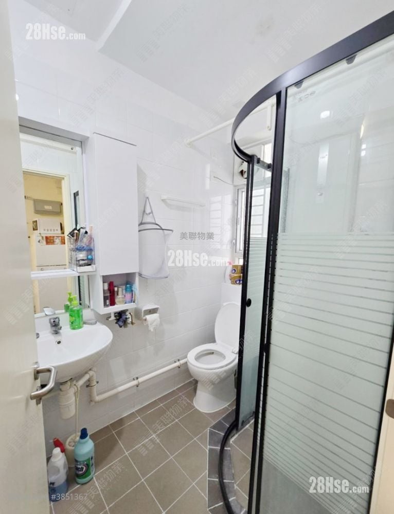 Shan Lai Court Sell 1 Bathroom 384 ft²