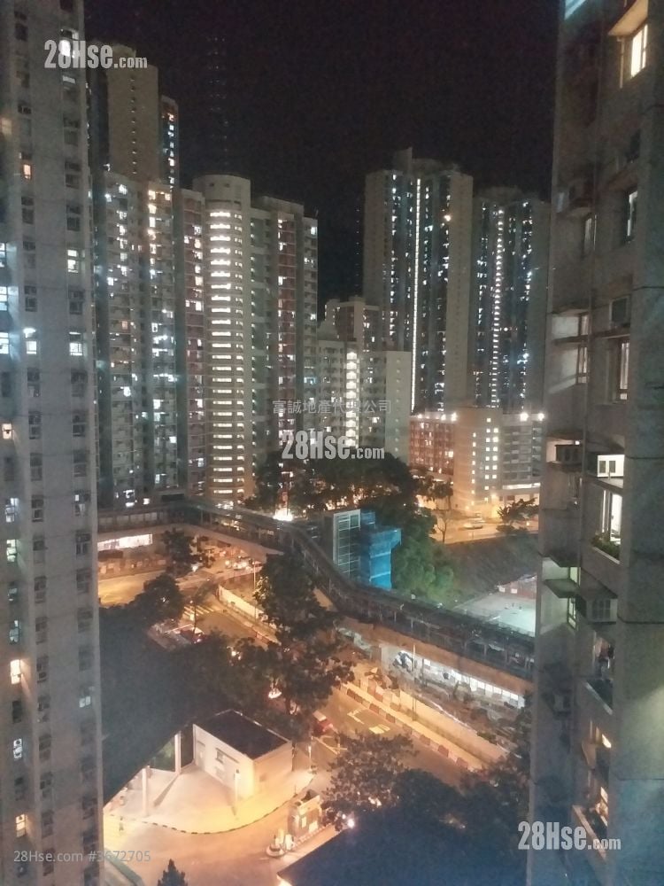 慈爱苑 售盘 3 房 , 1 浴室 554 平方尺