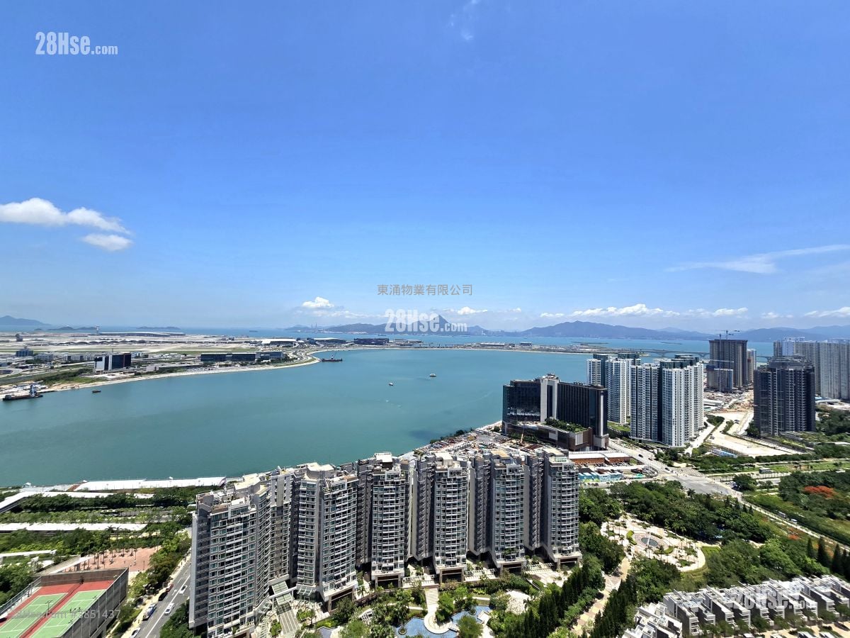 藍天海岸 售盤 4 房 , 2 浴室 1,400 平方呎