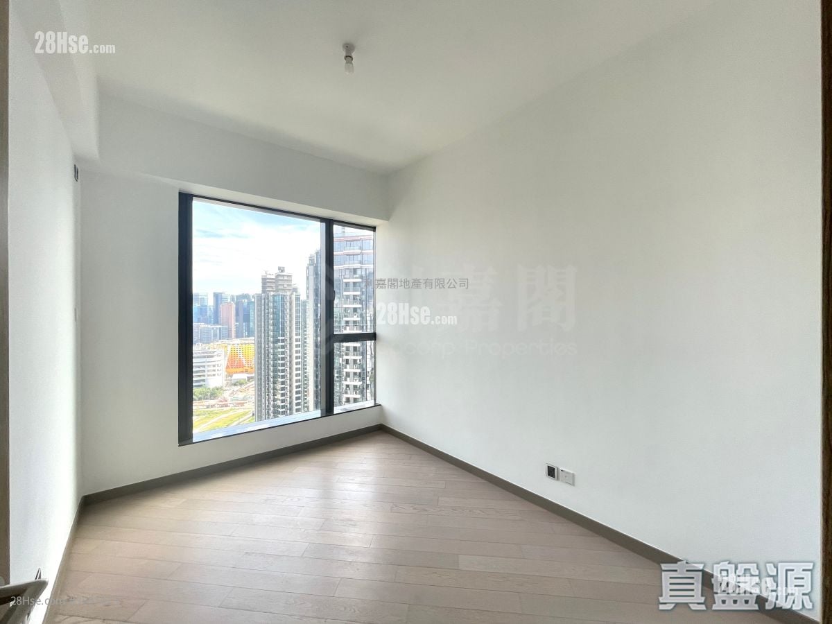Upper River Bank Rental 4 Bedrooms , 3 Bathrooms 1,072 ft²