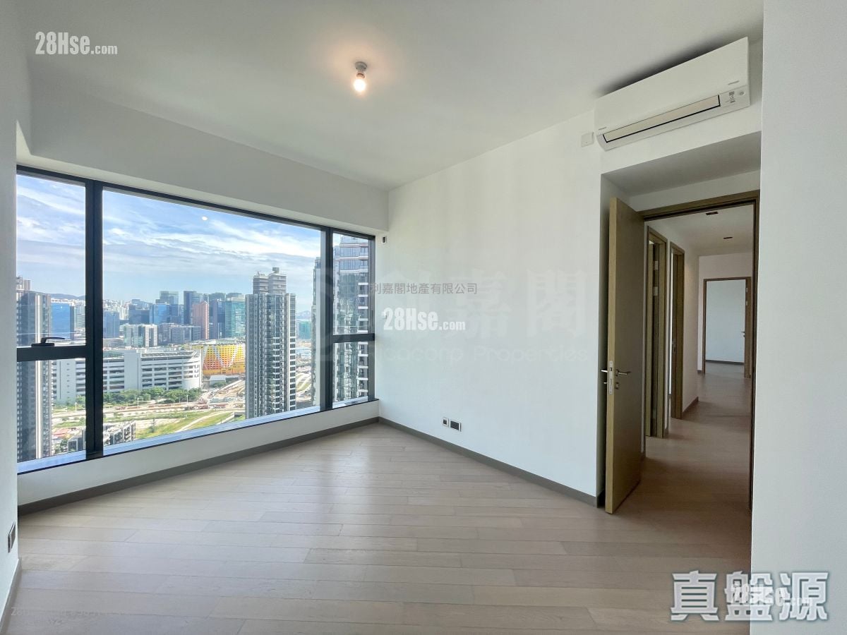Upper River Bank Rental 4 Bedrooms , 3 Bathrooms 1,072 ft²