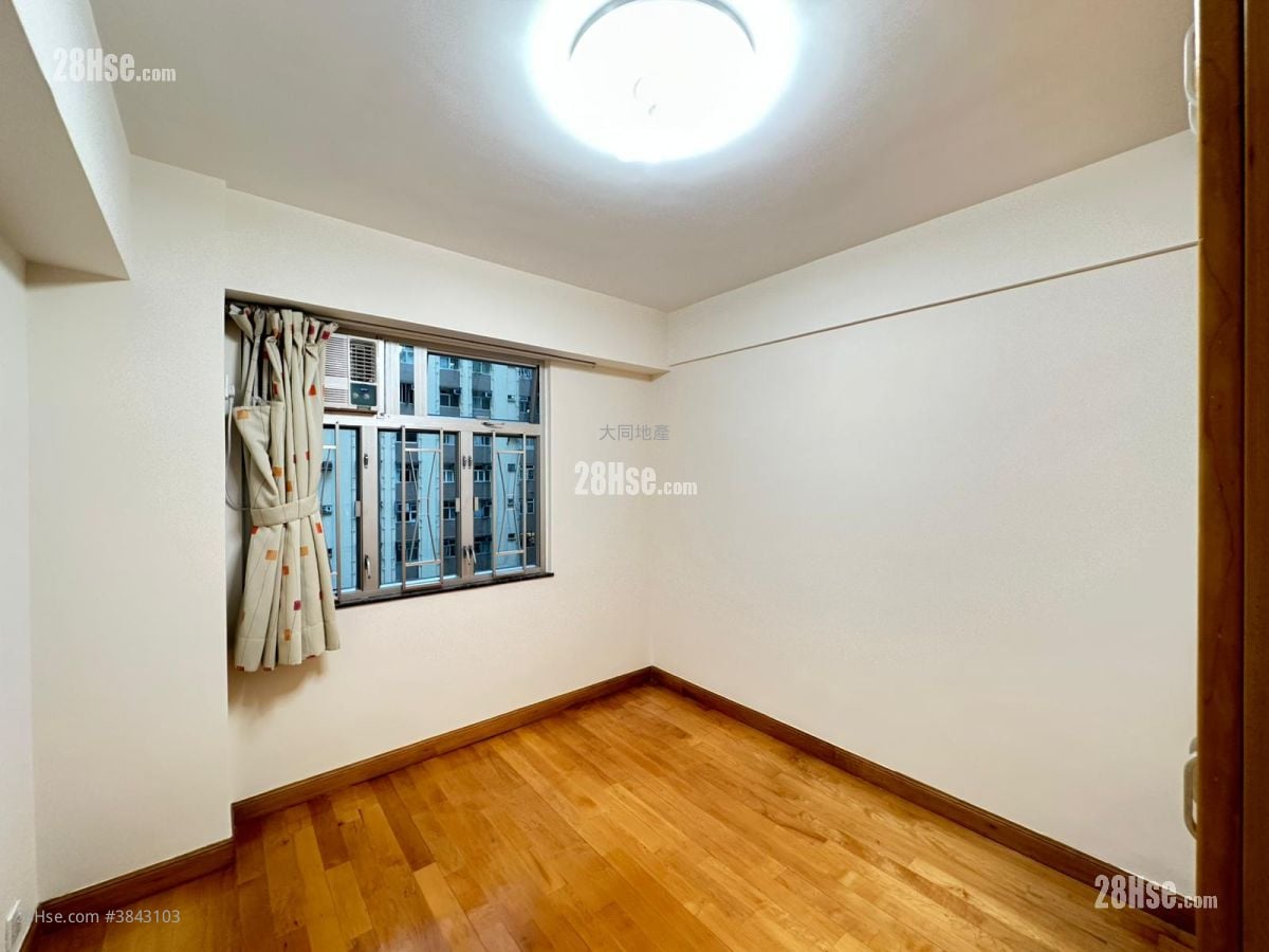 Mei Foo Sun Chuen Rental 3 Bedrooms , 2 Bathrooms 934 ft²