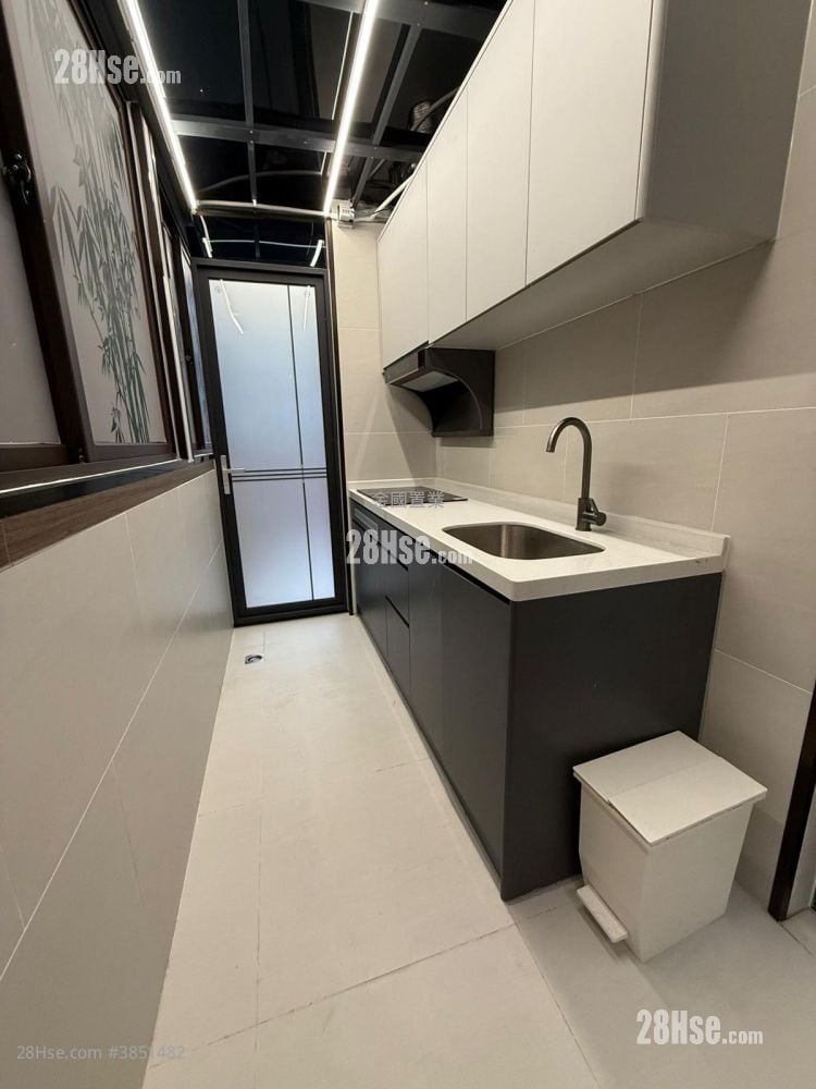 Kam Po Building Sell 349 ft²