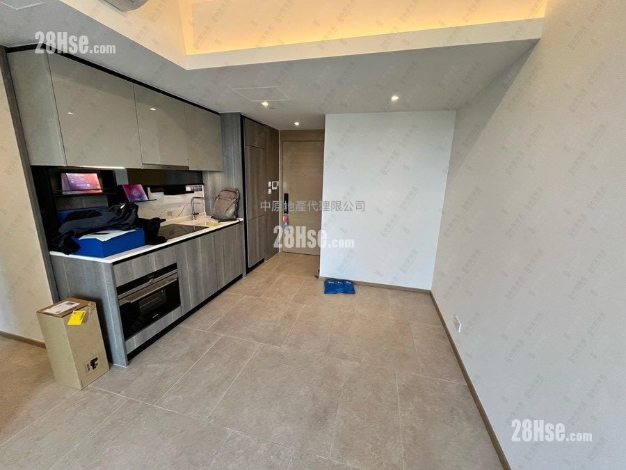 The Yoho Hub Rental 3 Bedrooms , 1 Bathroom 531 ft²