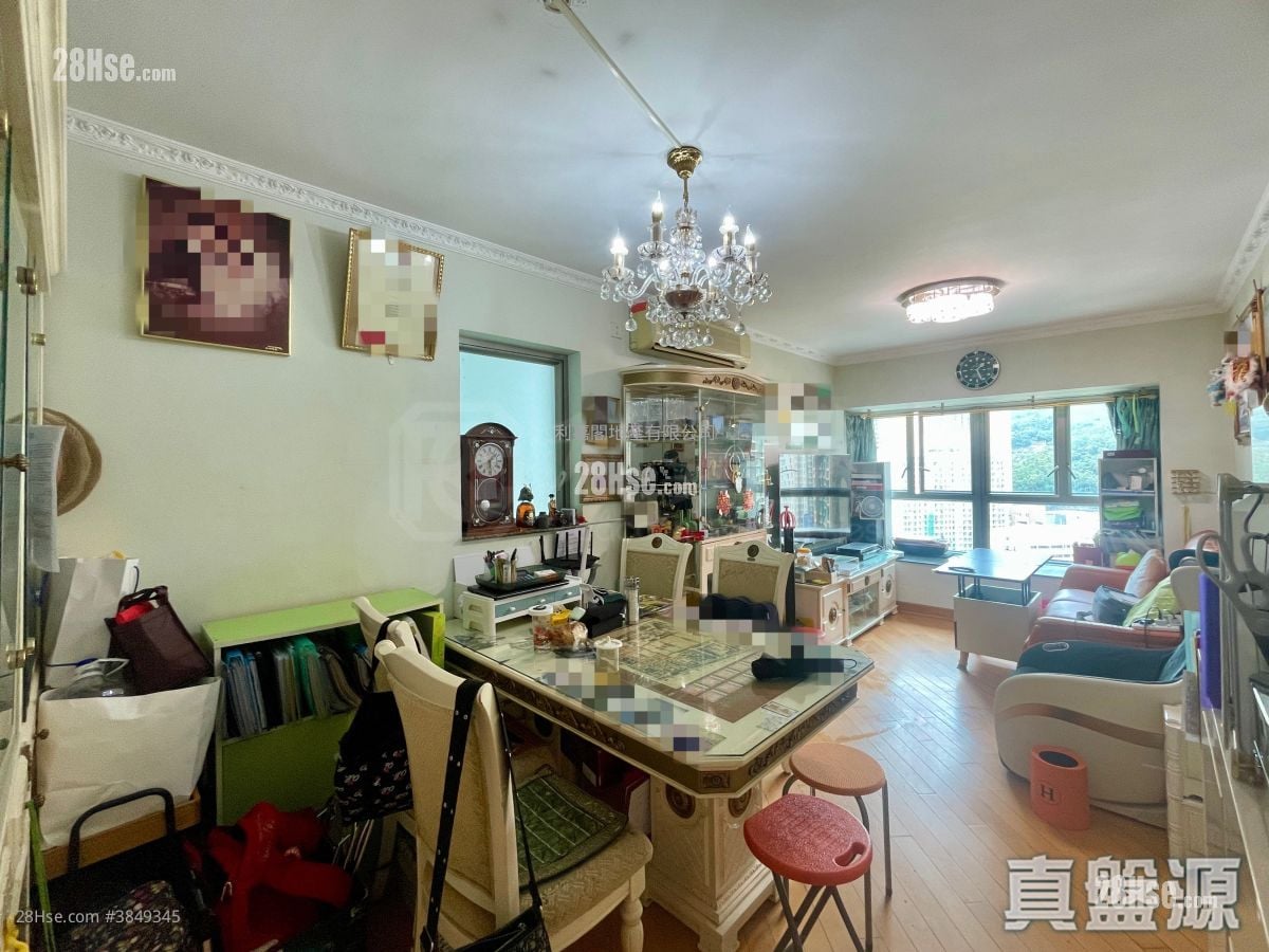 Park Central Sell 3 Bedrooms 677 ft²