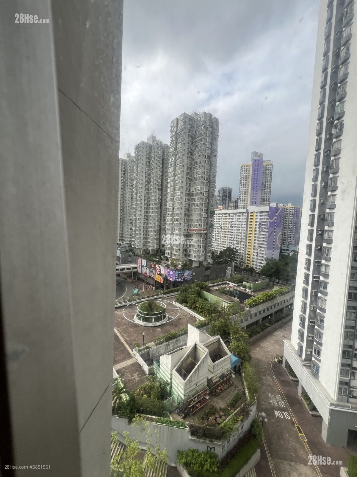 New Kwai Fong Gardens Sell 2 Bedrooms 408 ft²