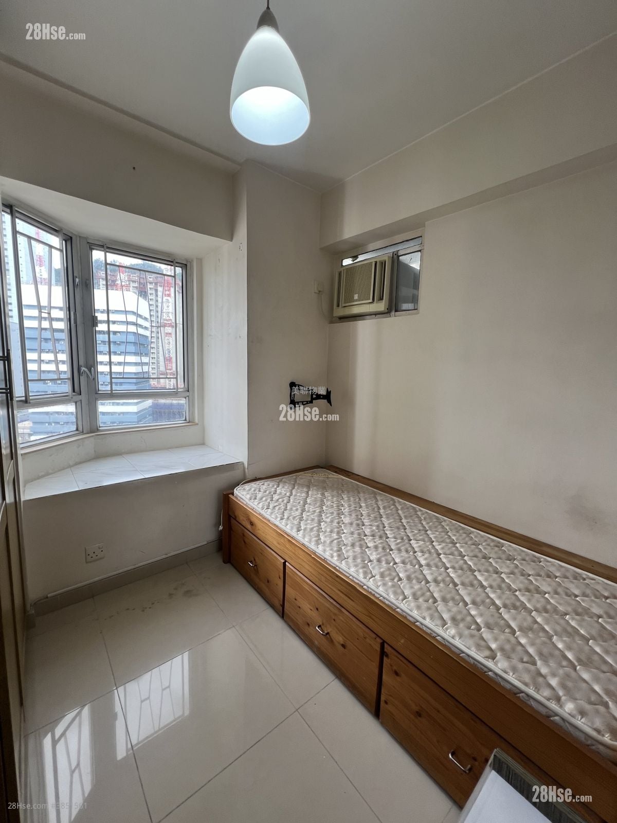 New Kwai Fong Gardens Sell 2 Bedrooms 408 ft²