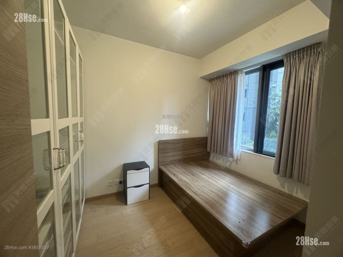 Solaria Rental 2 Bedrooms , 1 Bathroom 439 ft²