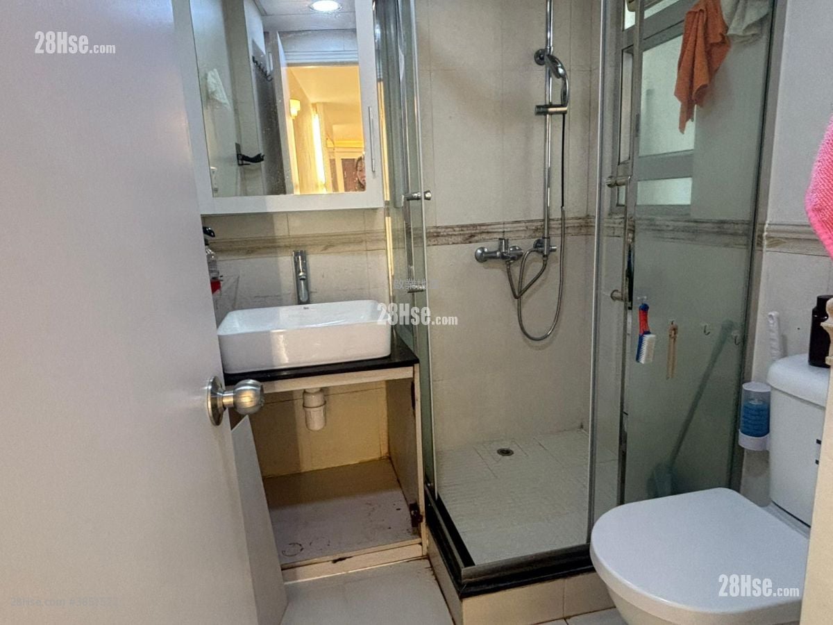 Mei Foo Sun Chuen Rental 2 Bedrooms , 1 Bathroom 544 ft²