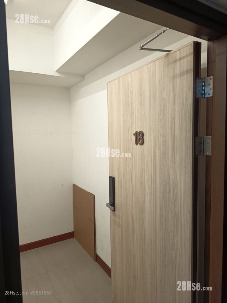 Hong Kong Industrial Centre Rental 68 ft²
