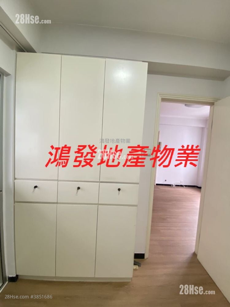 樂興大廈 售盤 2 房 , 1 浴室 372 平方呎