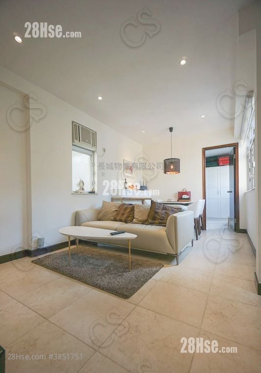 Hoi Kwong Court Rental 3 Bedrooms , 1 Bathroom 639 ft²