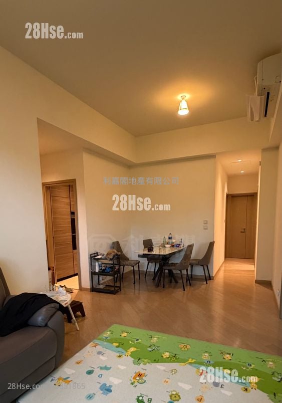 Wetland Seasons Park Rental 3 Bedrooms , 3 Bathrooms 779 ft²