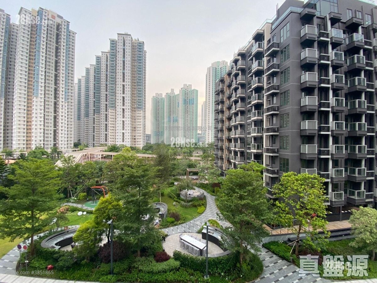 Wetland Seasons Park Rental 3 Bedrooms , 3 Bathrooms 779 ft²