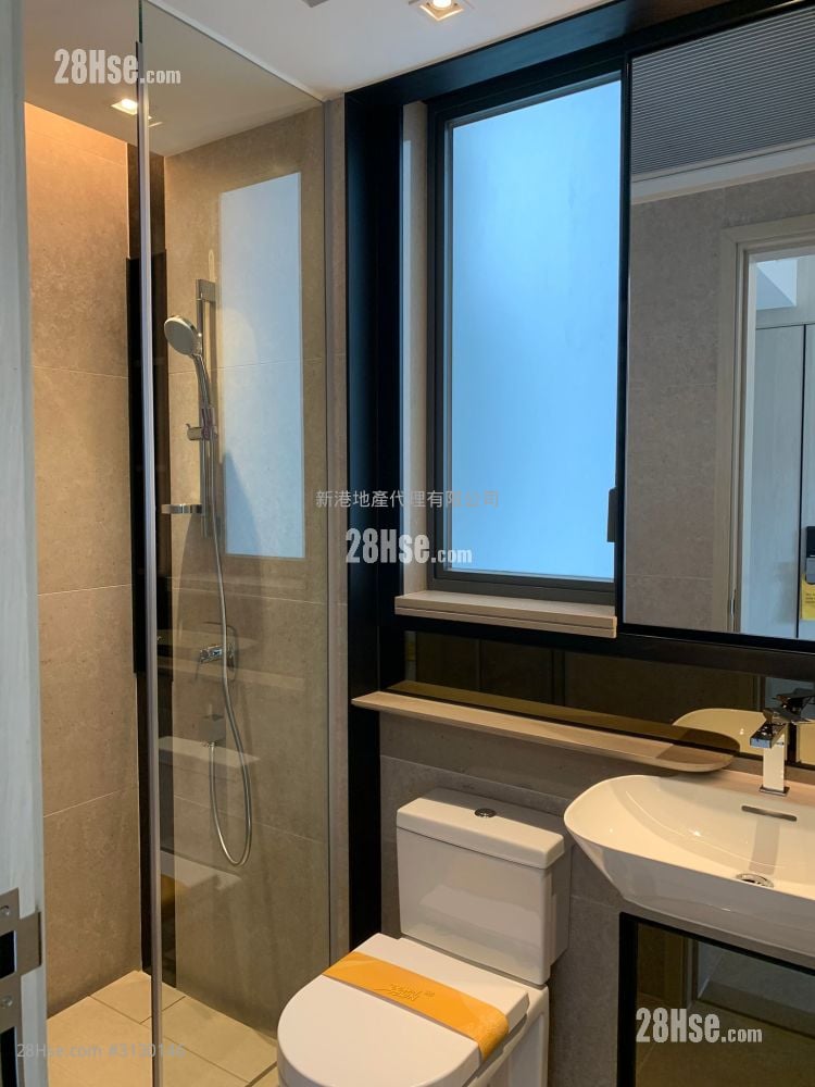 Downtown 38 Rental 1 Bedroom , 1 Bathroom 302 ft²