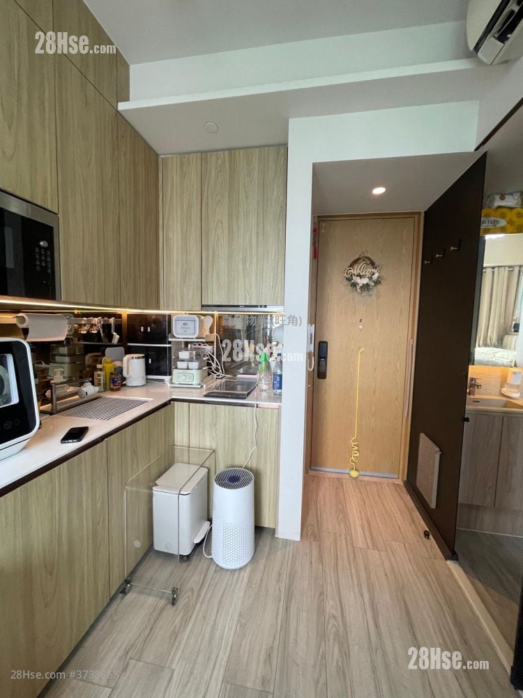 Seven Victory Avenue Sell 1 Bedroom , 1 Bathroom 264 ft²