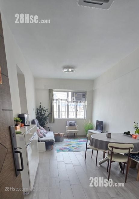 鴻光大廈 售盤 2 房 , 1 浴室 412 平方呎