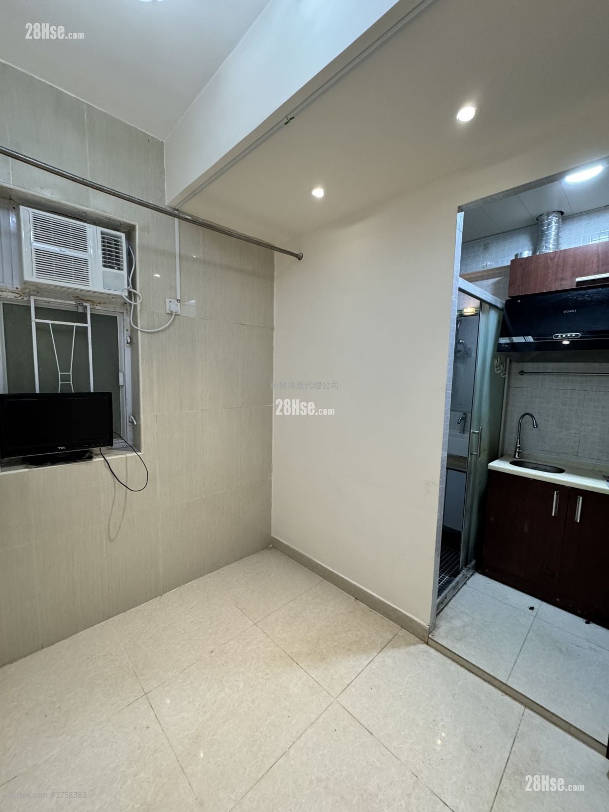 Chung Hing Building Rental 1 Bedroom 100 ft²