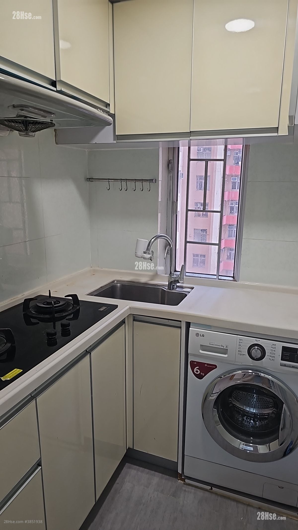 Amoy Gardens Rental 2 Bedrooms , 1 Bathroom 375 ft²