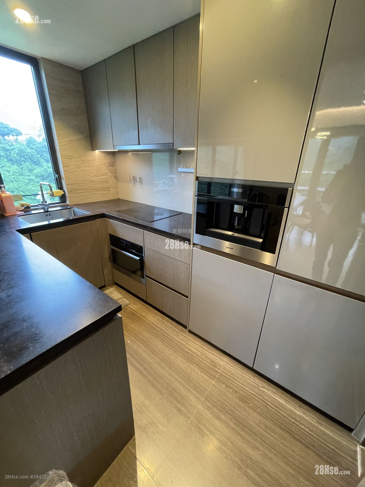 The Met. Acappella Rental 3 Bedrooms , 2 Bathrooms 1,075 ft²