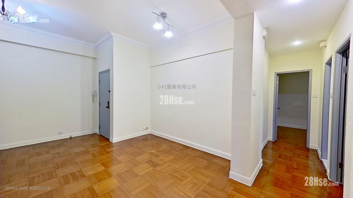 living room: 5-7 Belfran Road Rental 3 Bedrooms , 1 Bathroom 800 ft²