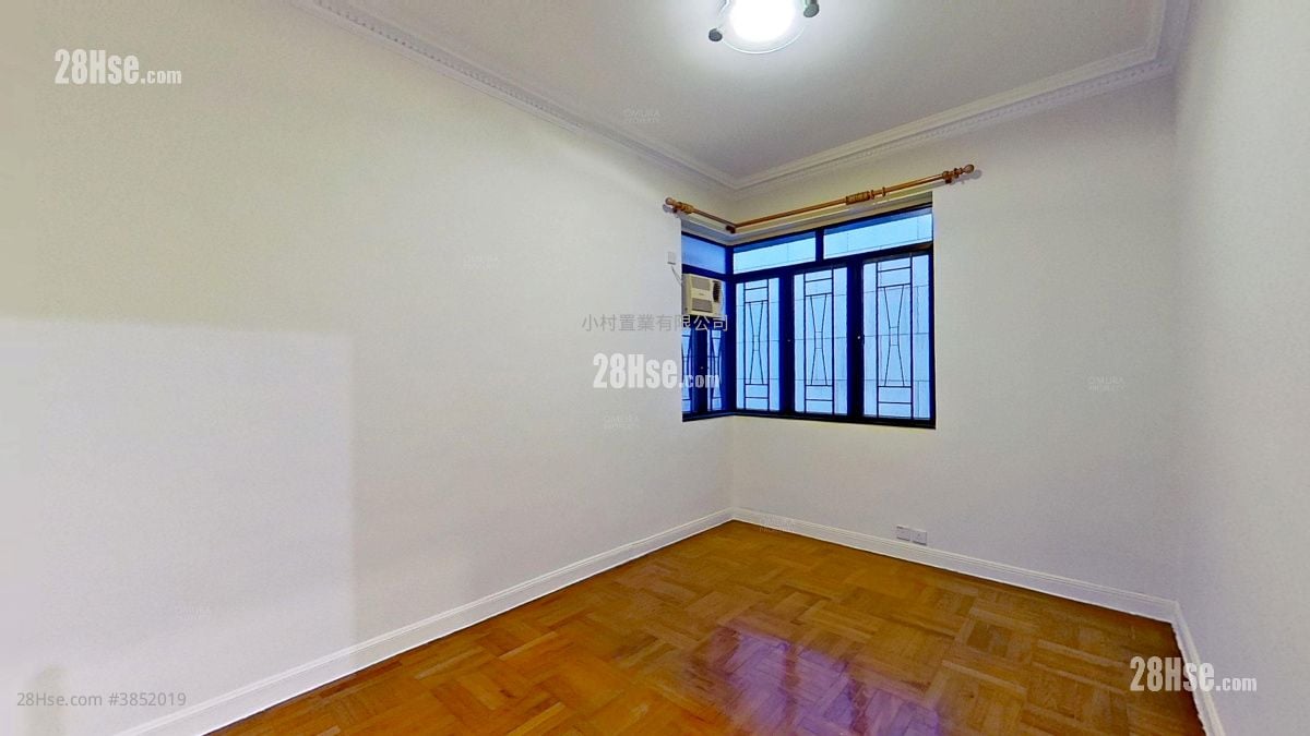 5-7 Belfran Road Rental 3 Bedrooms , 1 Bathroom 800 ft²