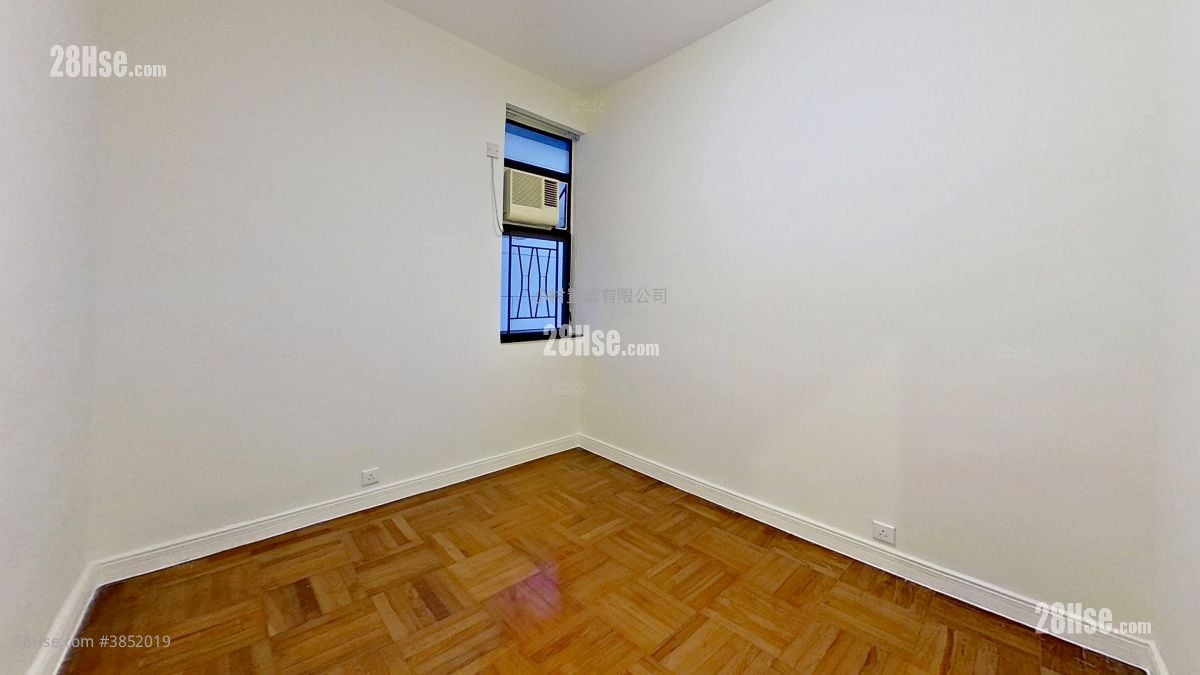 5-7 Belfran Road Rental 3 Bedrooms , 1 Bathroom 800 ft²