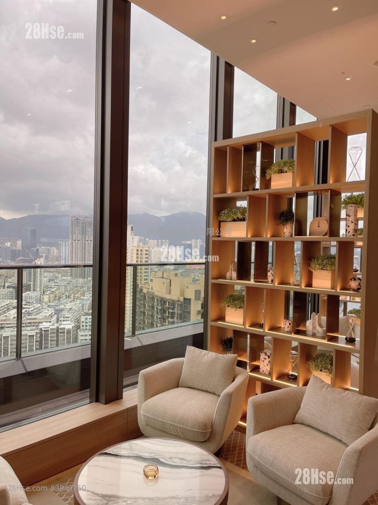 The Vantage Rental Studio , 1 Bathroom 189 ft²