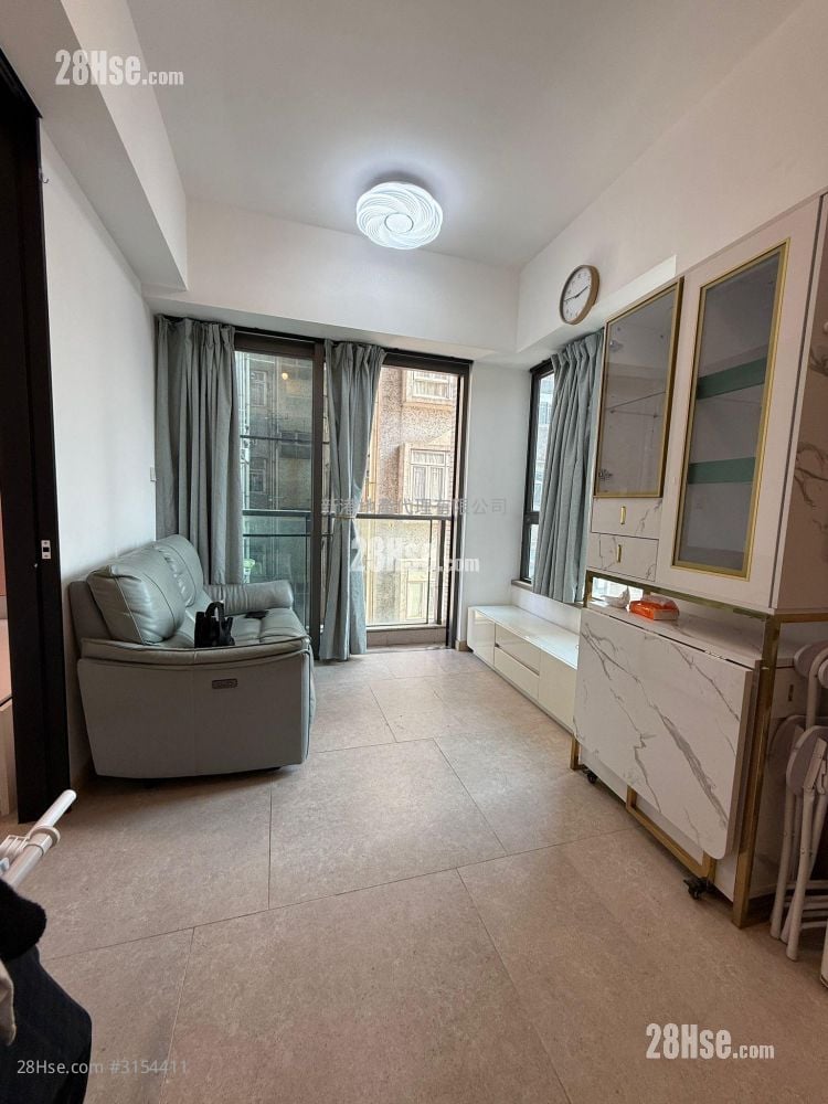 Downtown 38 Sell 1 Bedroom , 1 Bathroom 309 ft²