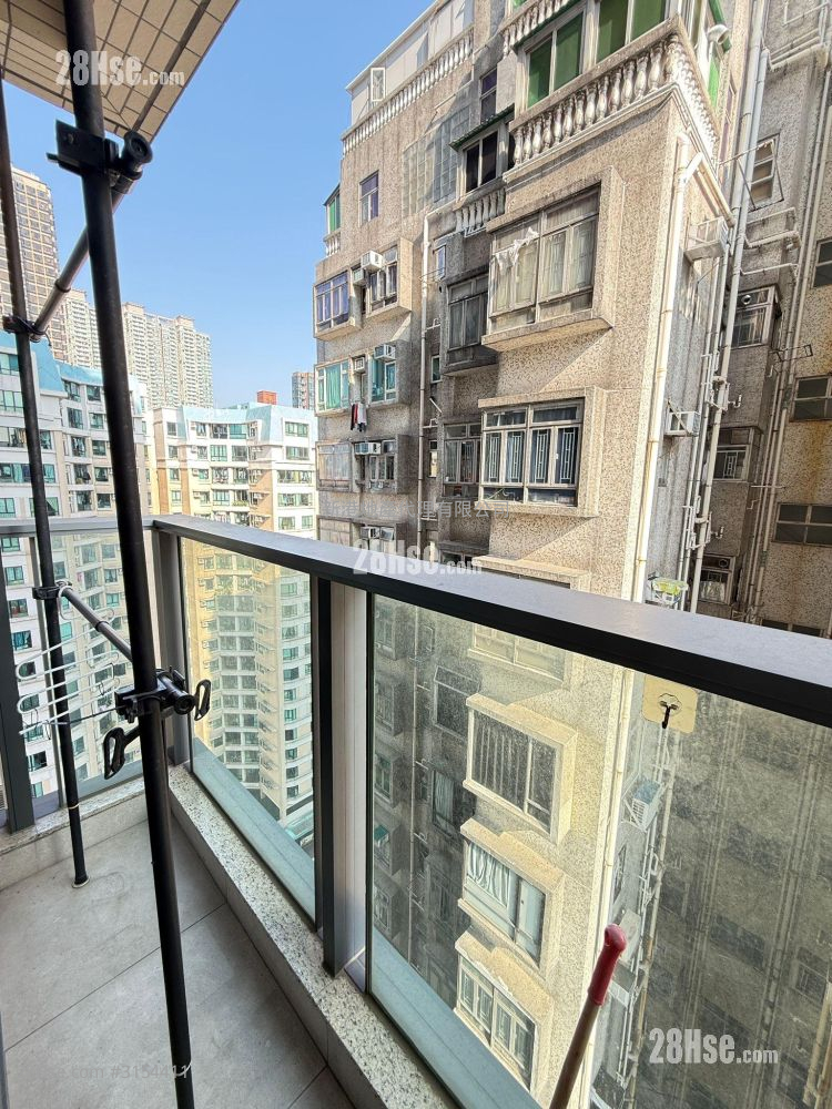 Downtown 38 Sell 1 Bedroom , 1 Bathroom 309 ft²