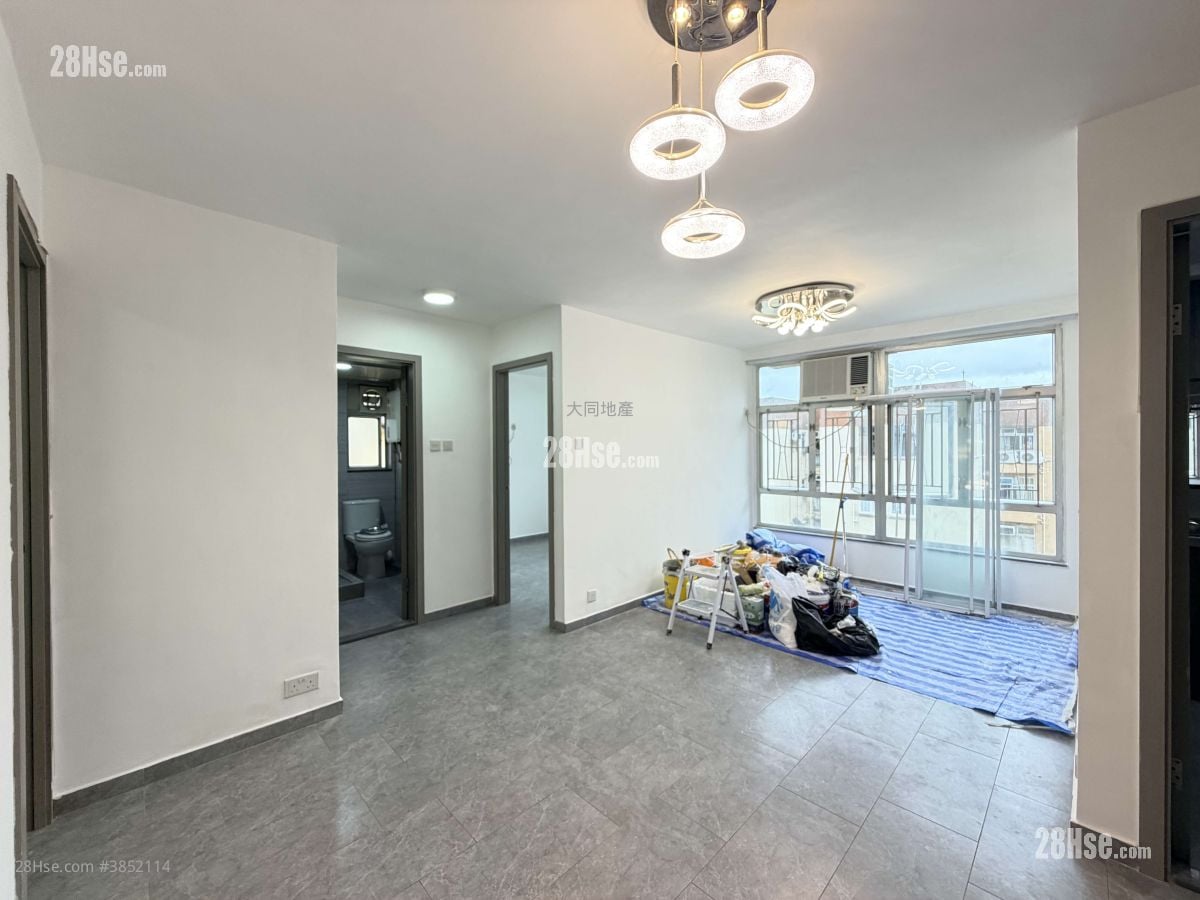 Mei Foo Sun Chuen Rental 4 Bedrooms , 1 Bathroom 664 ft²
