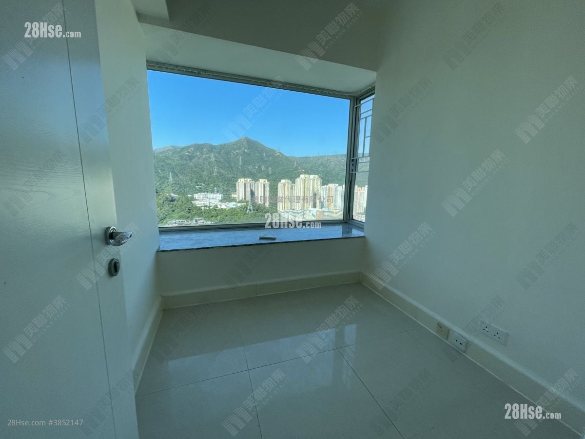 Festival City Rental 688 ft²