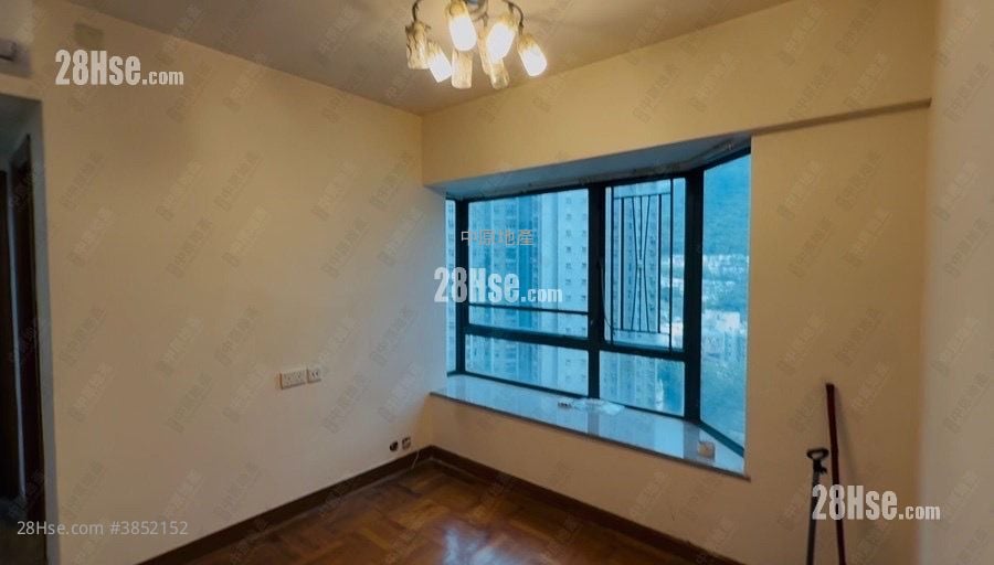 Metro City Sell 2 Bedrooms 441 ft²