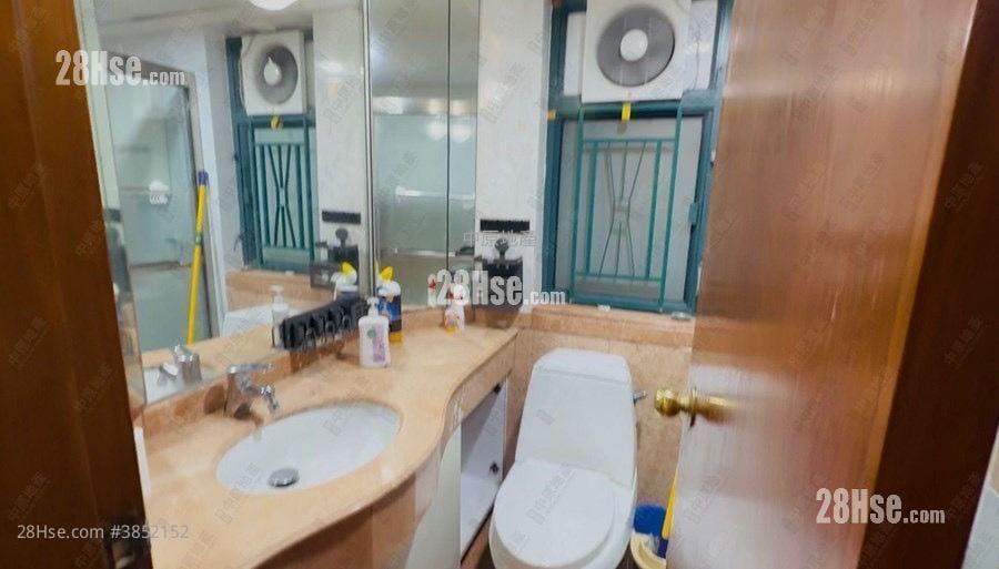Metro City Sell 2 Bedrooms 441 ft²