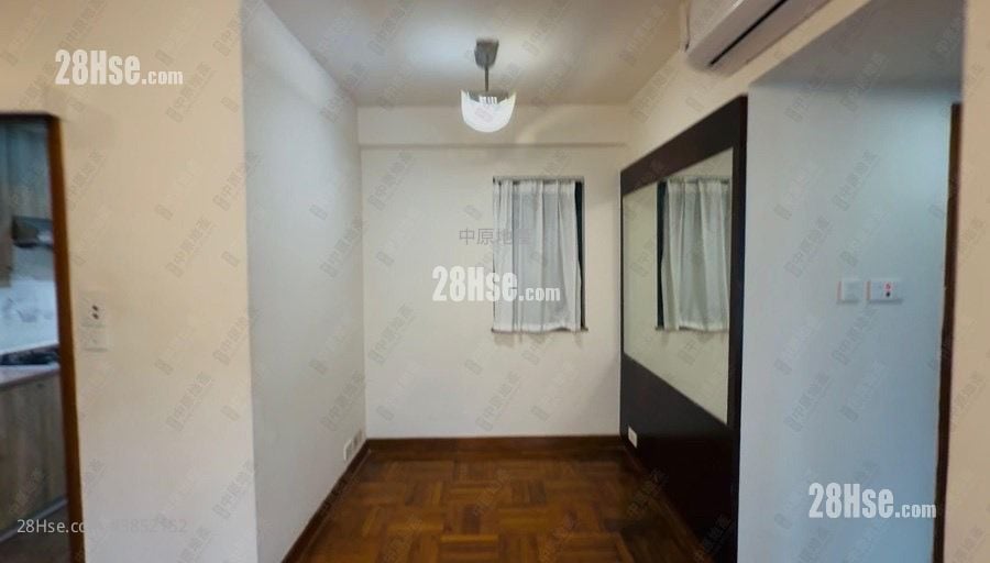 Metro City Sell 2 Bedrooms 441 ft²