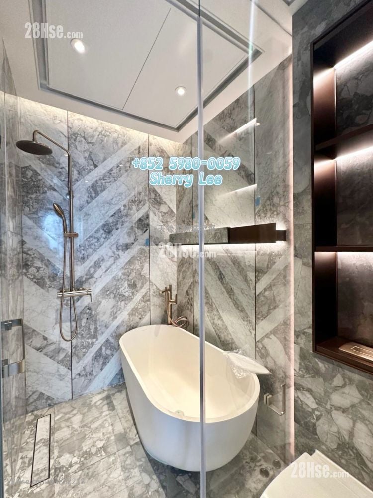 The Knightsbridge Sell 3 Bedrooms 1,002 ft²