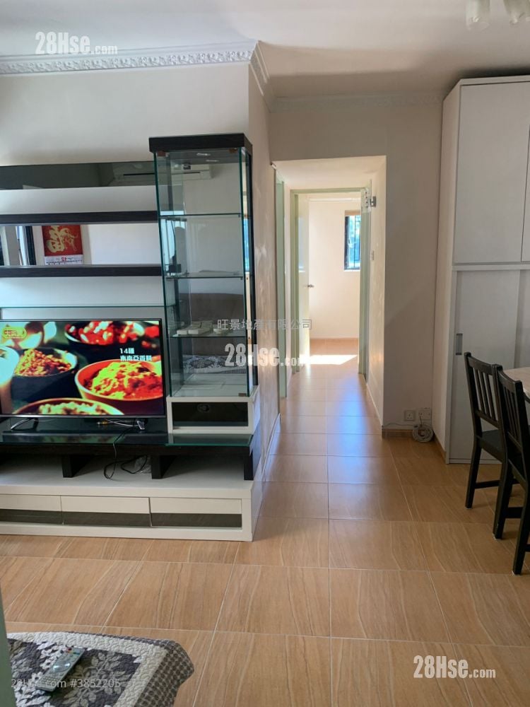 Shaukeiwan Plaza Rental 3 Bedrooms 445 ft²
