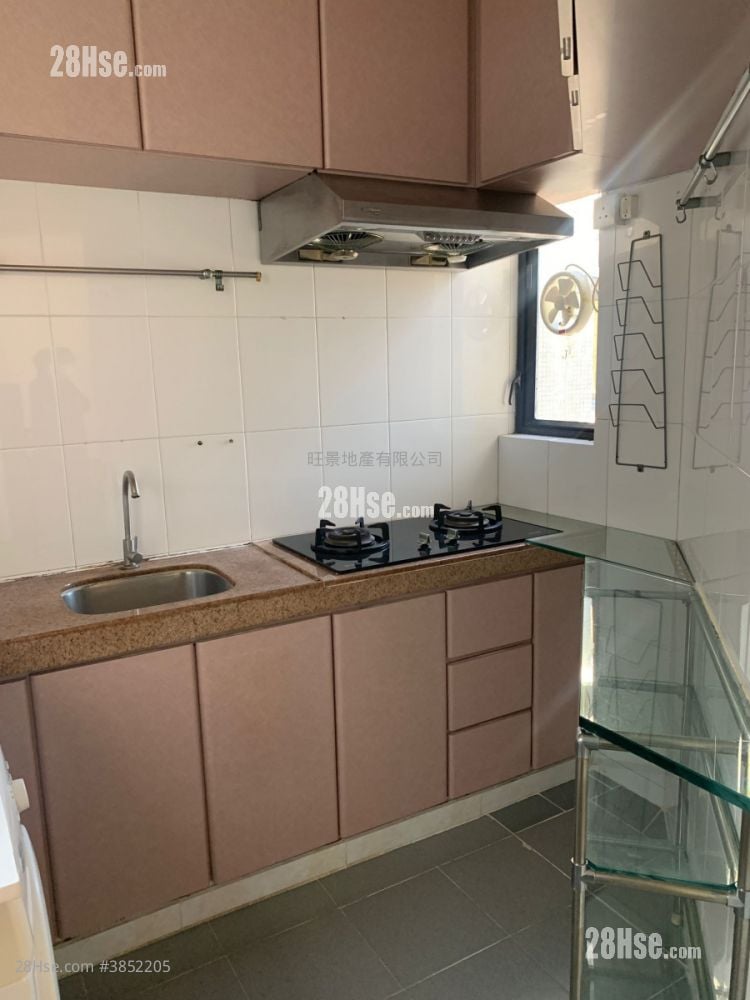Shaukeiwan Plaza Rental 3 Bedrooms 445 ft²