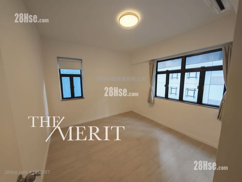 East Sun Mansion Rental 3 Bedrooms , 2 Bathrooms 659 ft²