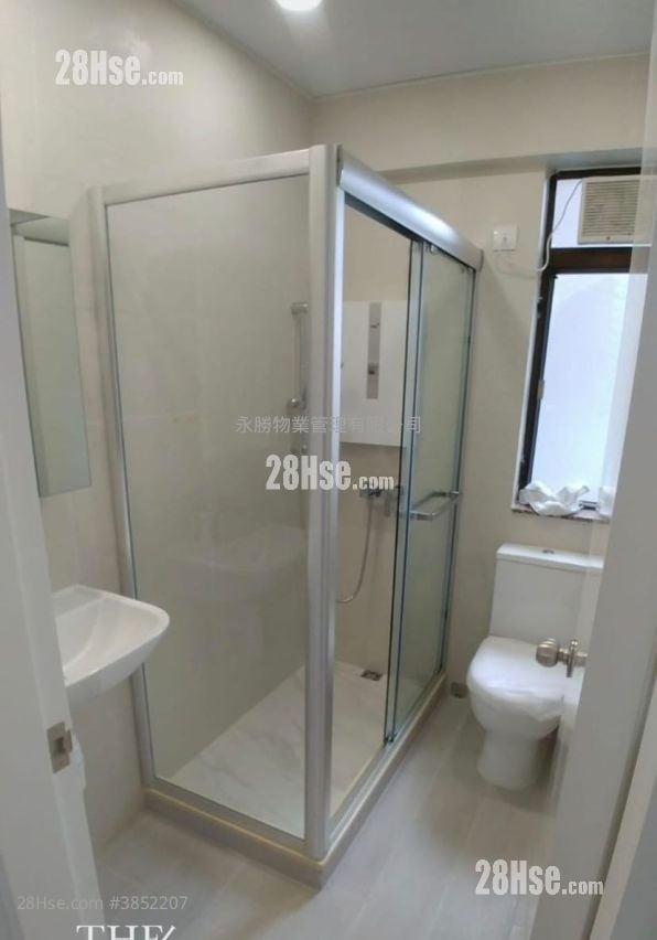 East Sun Mansion Rental 3 Bedrooms , 2 Bathrooms 659 ft²