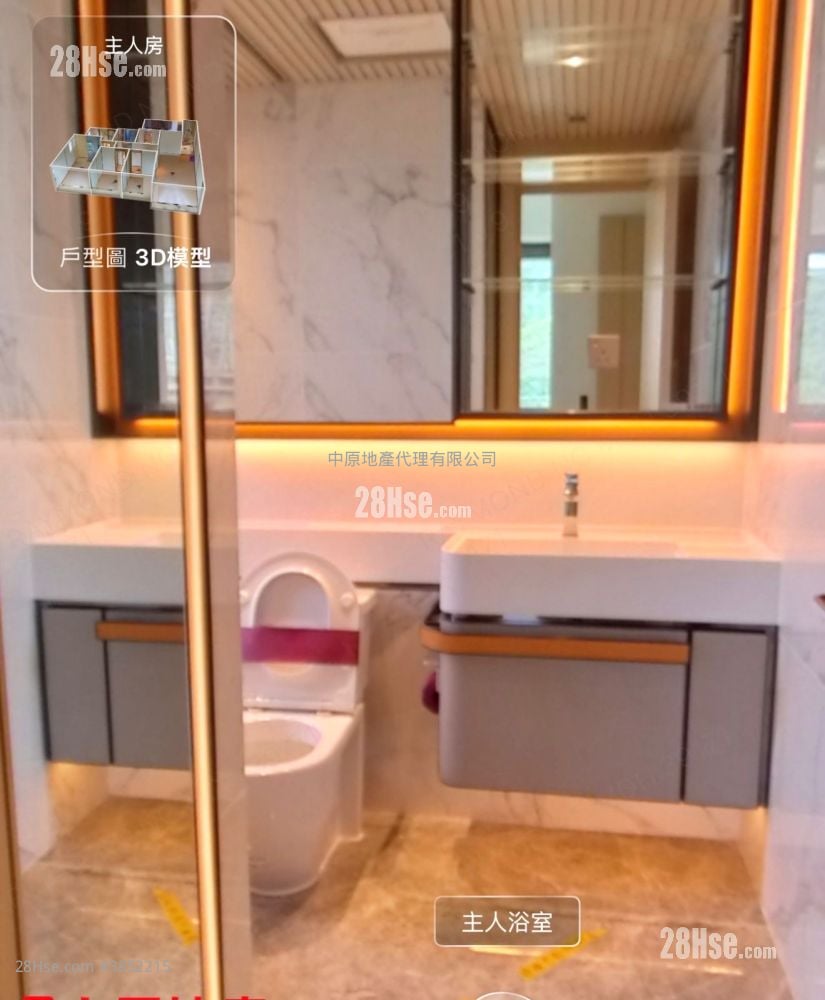 St. Michel Rental 967 ft²